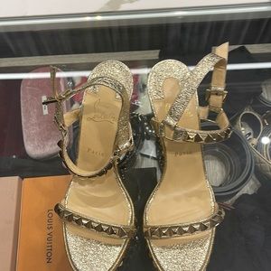 Christian louboutin size 41 gold espadrilles